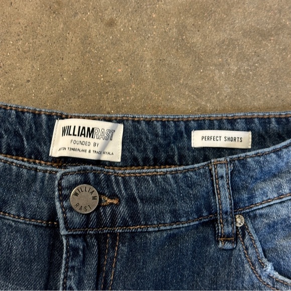 NWT William Rast Demim Jean Shorts Juniors 32 Distressed Perfect Shorts - Picture 4 of 7
